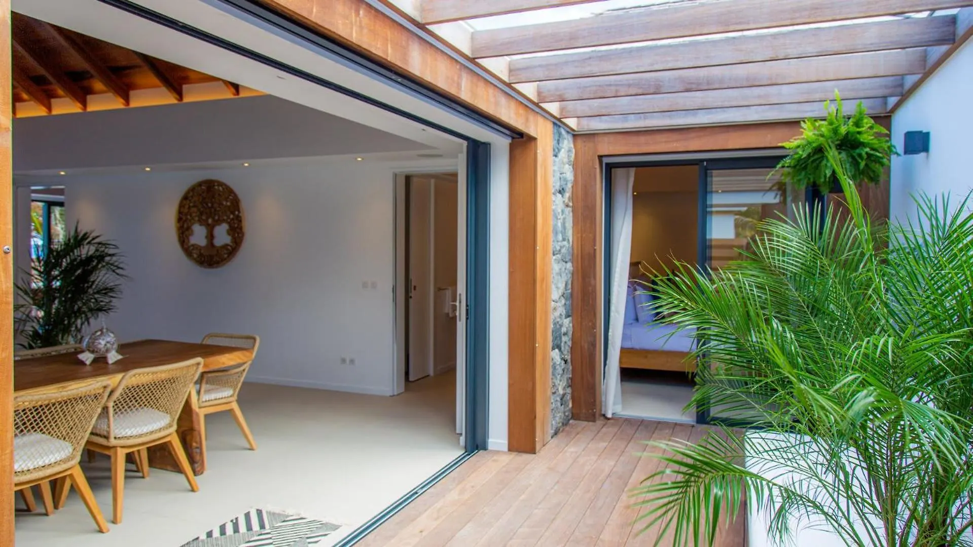 Beachfront Villa Furnished With Utmost Comfort St. Barthelemy 0*,